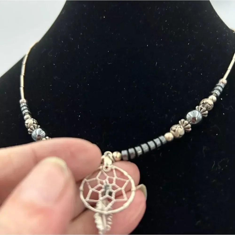 Beaded Dream Catcher Choker Necklace Silver Tone W/Hematite Beads 8-1/2" Drop - Picture 5 of 8